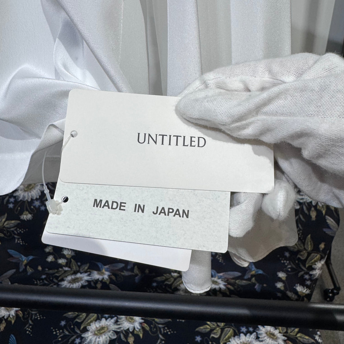 新品 タグ付き【定価20,900円】UNTITLED アンタイトル フレアスリーブ ブラウス 長袖 ホワイト レディース トップス 2 M 日本製 TT019
