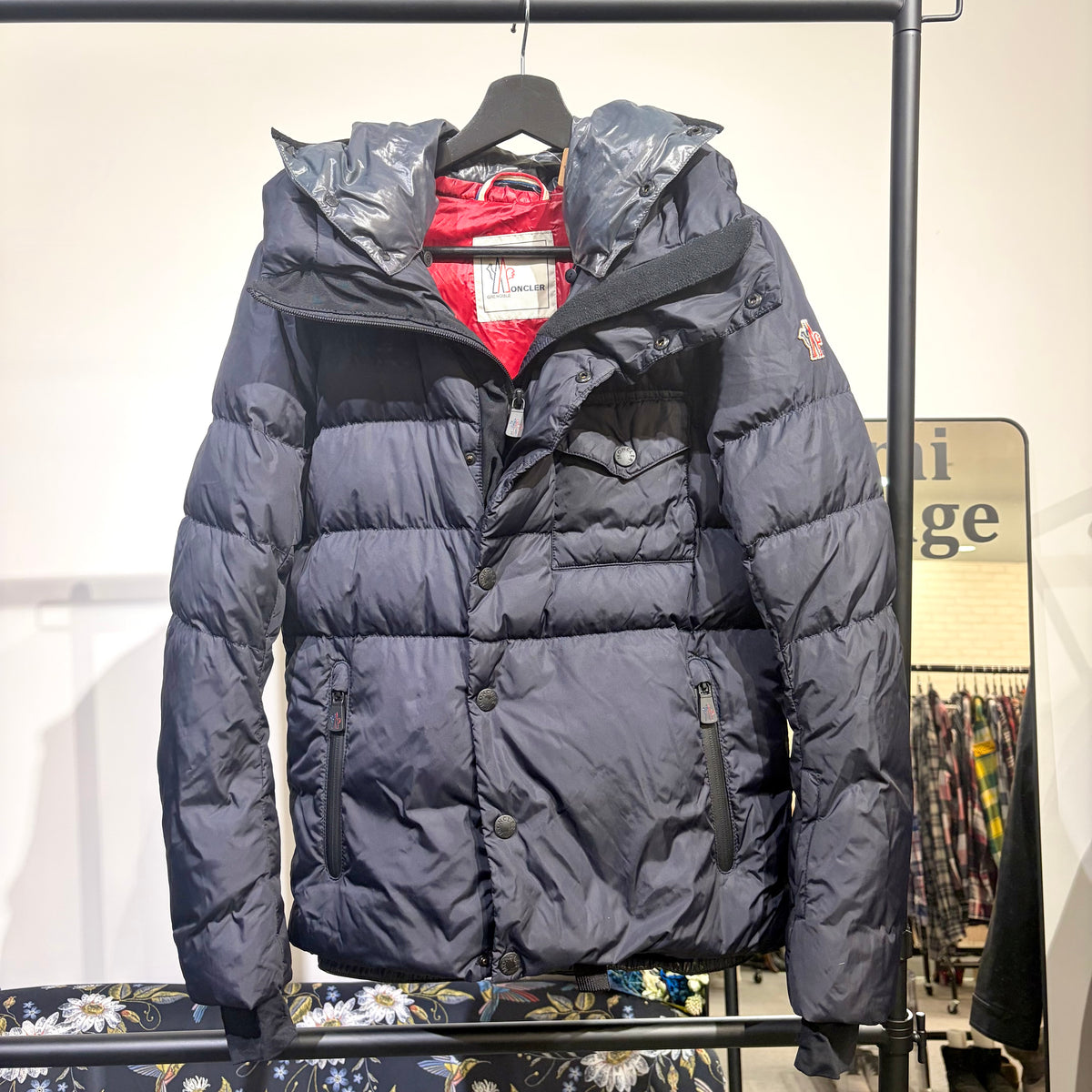 MONCLER GRENOBLE ダウンジャケット フード付き ダークネイビー サイズ0 メンズ TT092