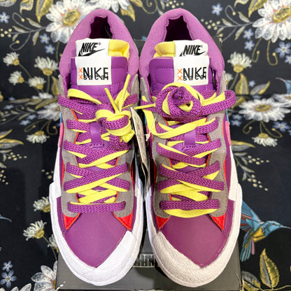 未使用 NIKE BLAZER LOW sacai KAWS スニーカー Purple Dusk 24.5cm DM7901-500  TT082