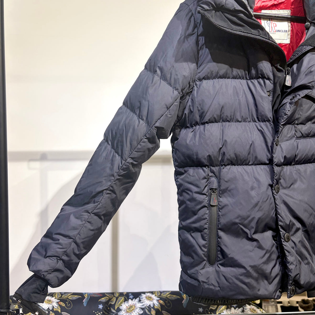 MONCLER GRENOBLE ダウンジャケット フード付き ダークネイビー サイズ0 メンズ TT092