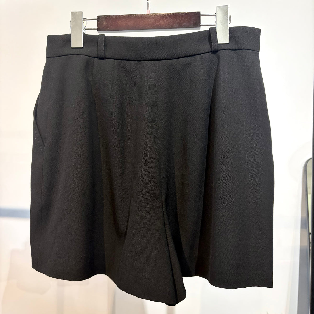 CHANEL BOUTIQUE シャネル ブティック ウール ショートパンツ ブラック 42 フランス製 TT024