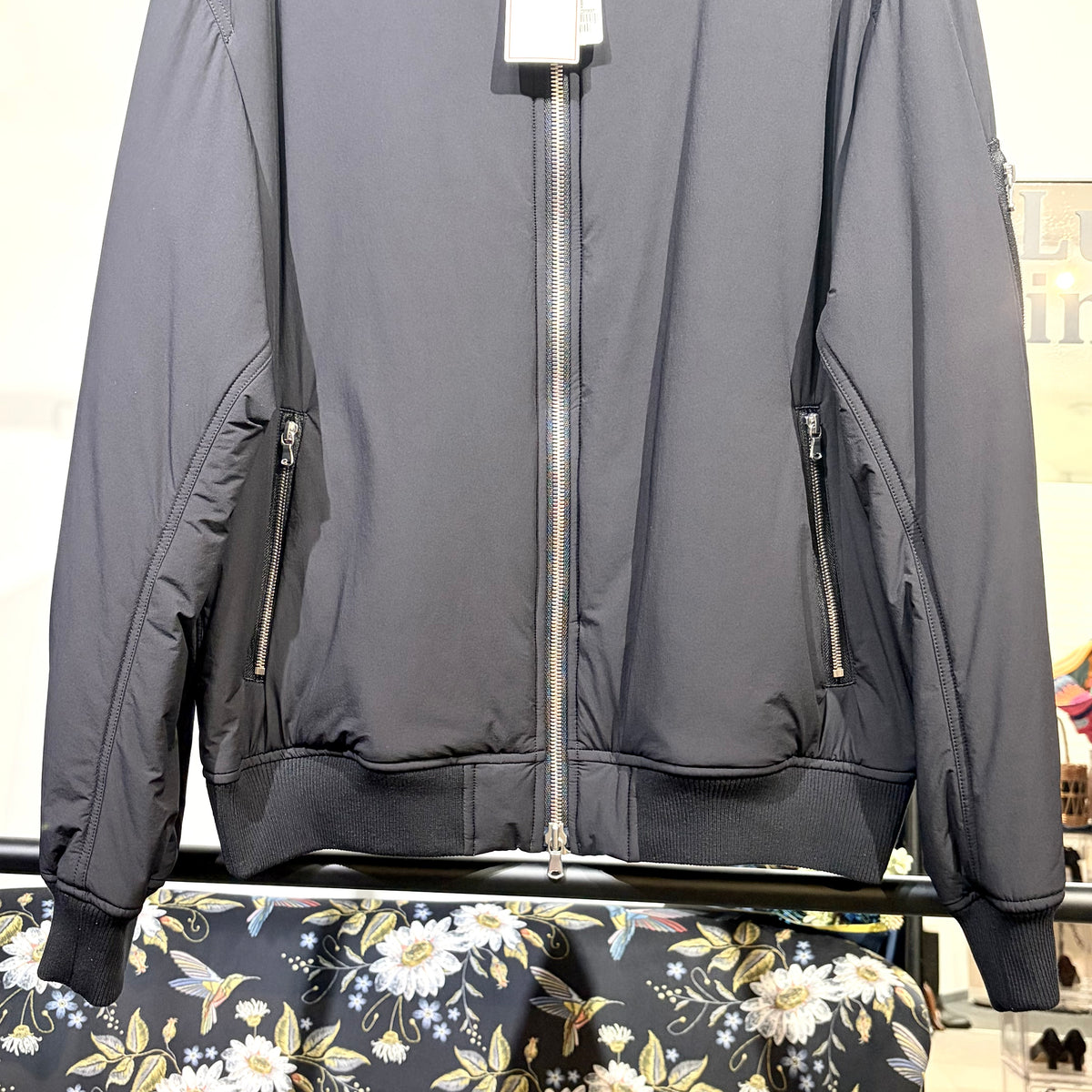新品 タグ付き【定価69,300円】DRESSTERIOR COLLABORATION MA-1 ボンバージャケット ブラック ブルゾン XL メンズ TT042