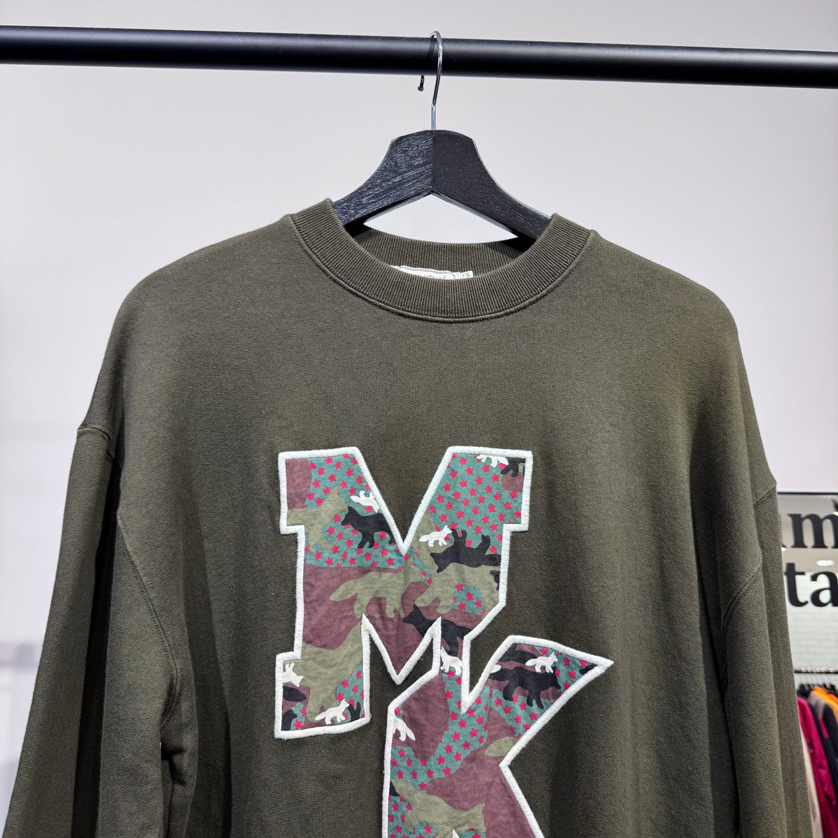 MAISON KITSUNÉ メゾンキツネ ロゴ MKワッペン カモフラ スウェット コットン100 オリーブ カーキー系 メンズ XS 秋冬 TT050