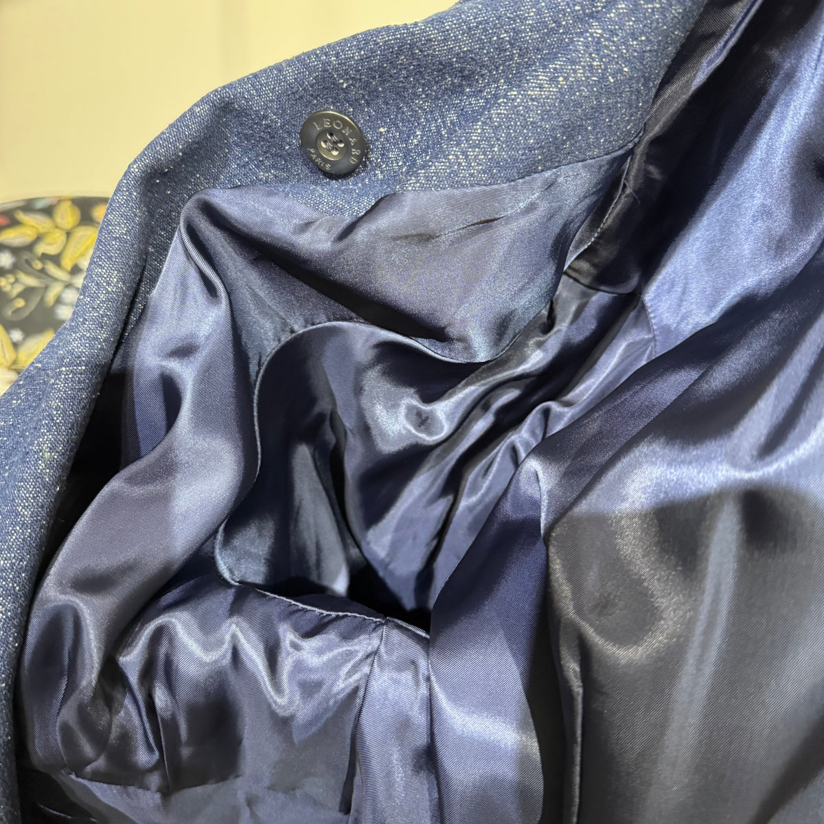 LEONARD レオナール シルク100％ ロングコート ベルト付き デニム生地 ブルー系 ビジュー TT015
