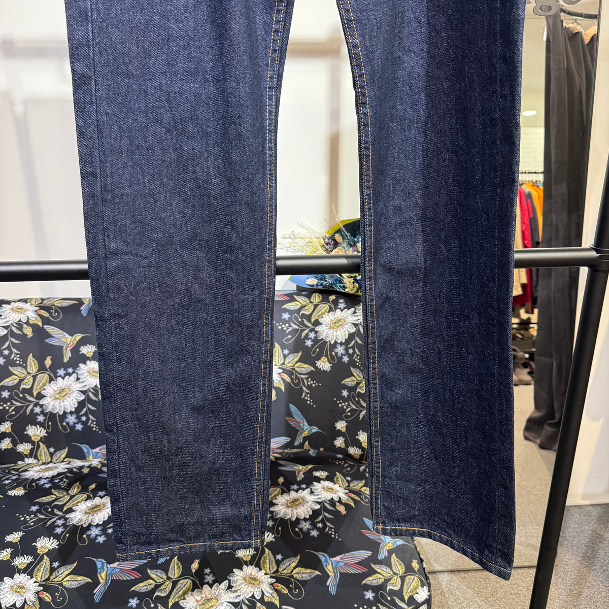 Levi’s 505 Regular Fit ストレートデニムパンツ インディゴ W33 L34 未使用品 TT063