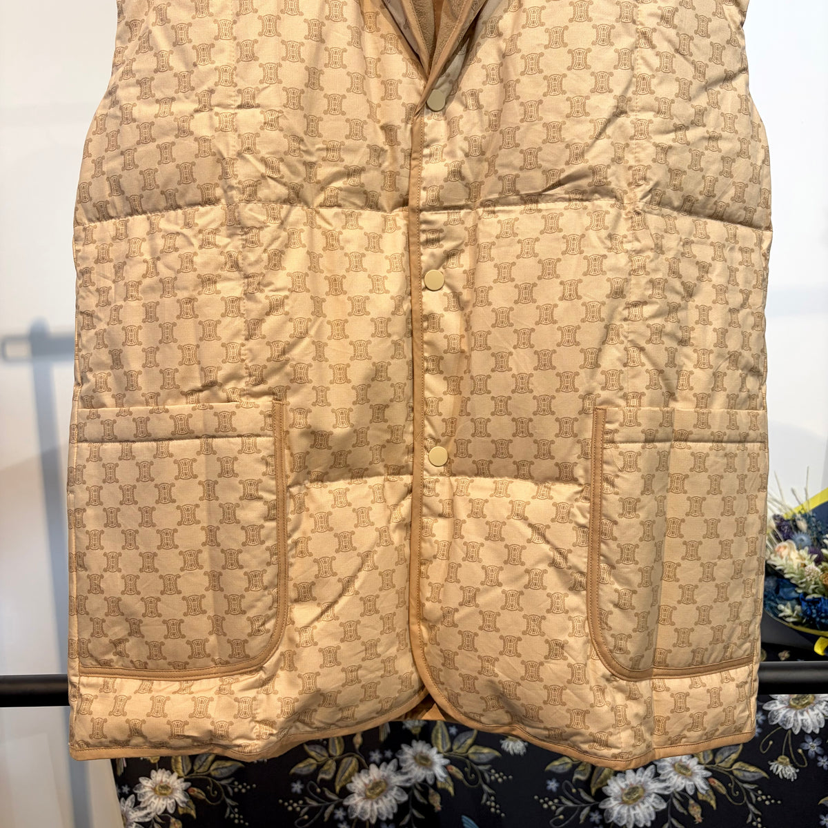 【未使用】CELINE 総柄 ダウンベスト ベージュ M〜L相当 ユニセックス TT005