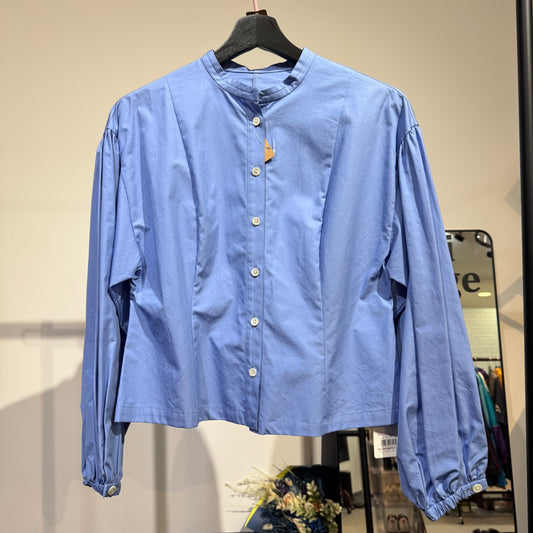 新品 タグ付き【定価24,200円】UNTITLED アンタイトル ボリュームスリーブ ブラウス 長袖 ショート丈 ライトブルー レディース XS TT018