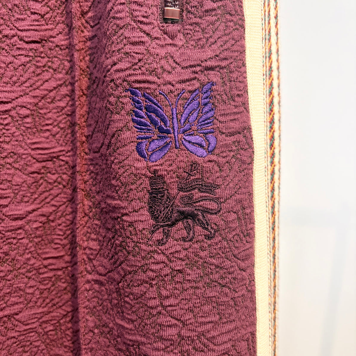 Needles × Sasquatchfabrix. トラックパンツ ボルドー S 蝶刺繍 メンズ 日本製 TT029
