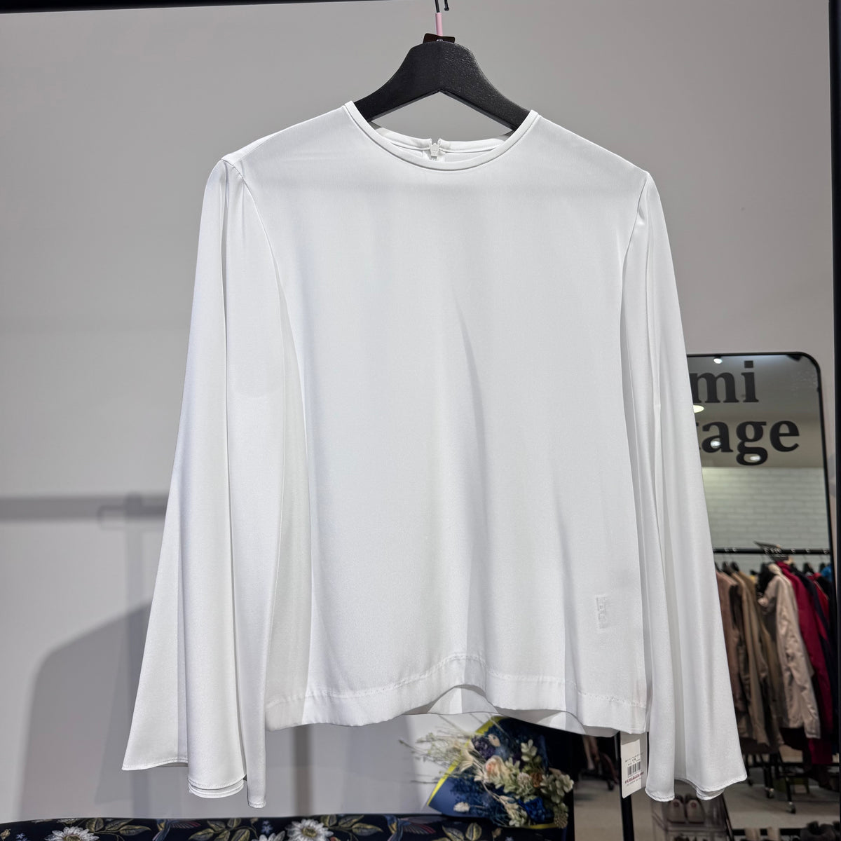 新品 タグ付き【定価20,900円】UNTITLED アンタイトル フレアスリーブ ブラウス 長袖 ホワイト レディース トップス 2 M 日本製 TT019