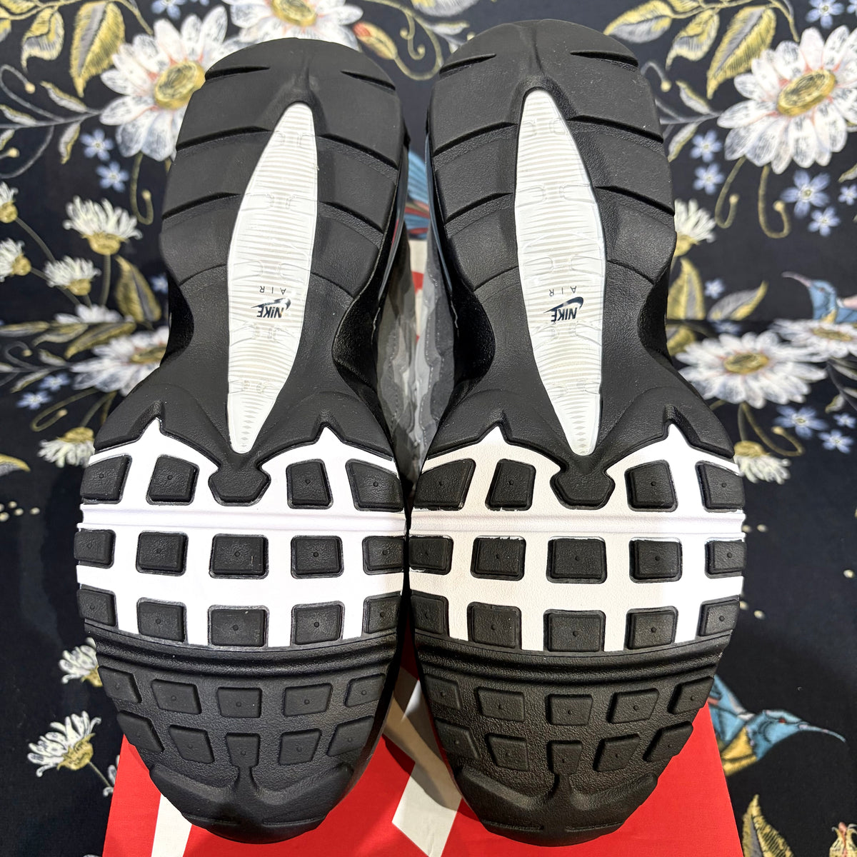NIKE AIR MAX 95 BIG BUBBLE ナイキ エアマックス95 ホワイト グレー ブラック 25.0cm TT066