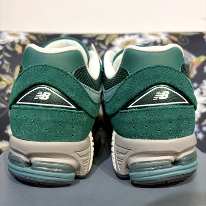 未使用品【定価19,800円】New Balance ニューバランス 2002R グリーン シューズ スニーカー 26.5cm 箱付き TT035