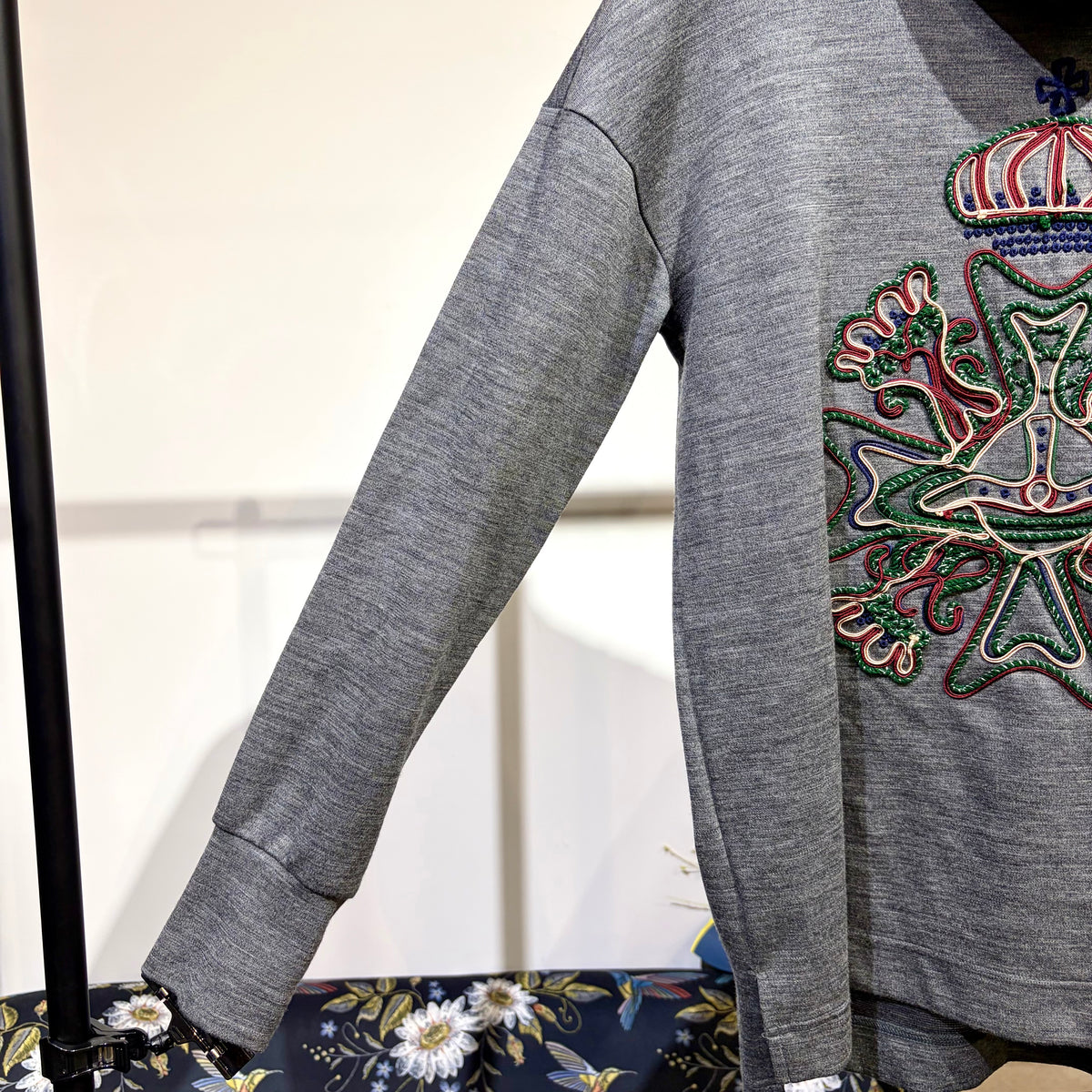 Vivienne Westwood RED LABEL オーブ刺繍 ハイネック ニット グレー サイズ2 日本製 TT085