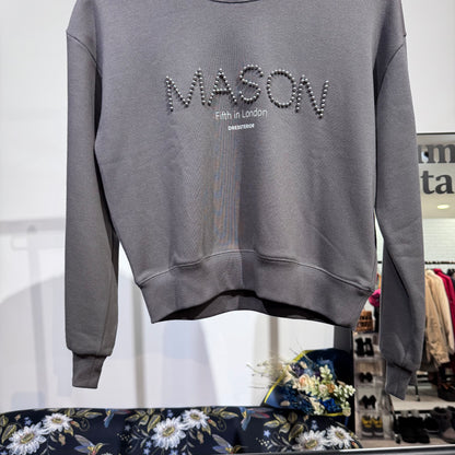 新品・タグ付き【定価9,900円】DRESSTERIOR ドレステリア MASON ビジューロゴ スウェット プルオーバー グレー系 サイズ38 M TT048
