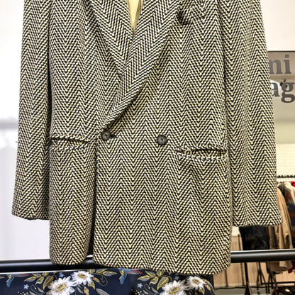 EMPORIO ARMANI ヘリンボーン テーラードジャケット ブラック×アイボリー 40 イタリア製 メンズ TT076