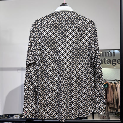 新品 タグ付き【定価18,700円】DRESSTERIOR ドレステリア 総柄 長袖シャツ 幾何学柄 ホワイト ベージュ ブラック ブレストポケット メンズ M 日本製 TT016